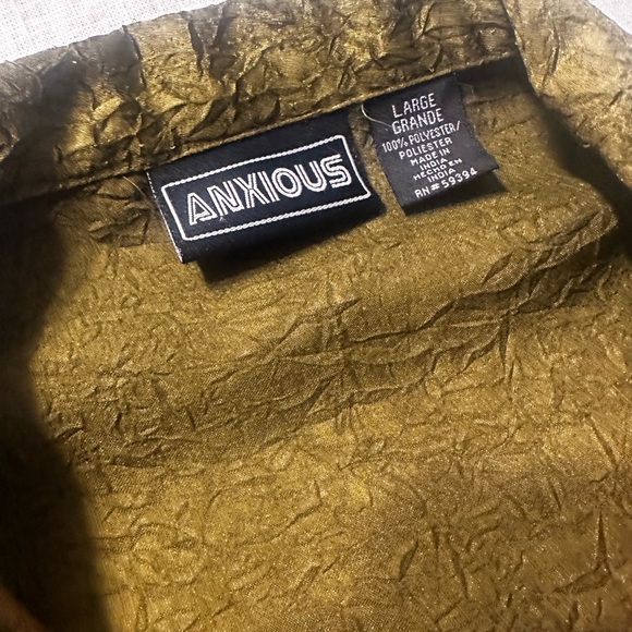 Anxious 
Item0020 - Picture 3 of 4